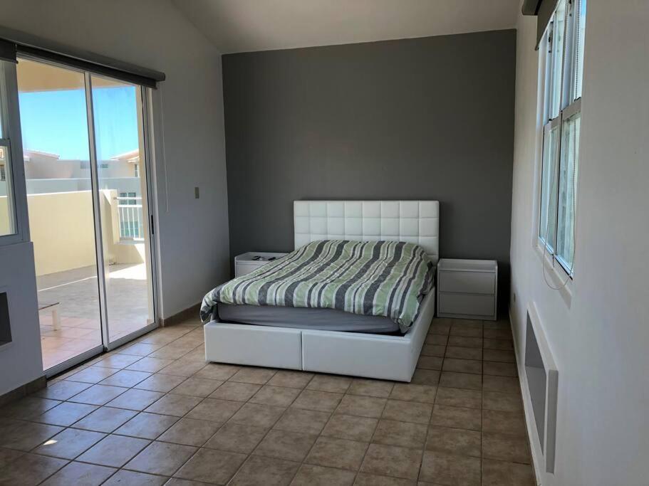 Haudimar Ph Beachfront Apt 4Br/3Bath Isabela Eksteriør bilde